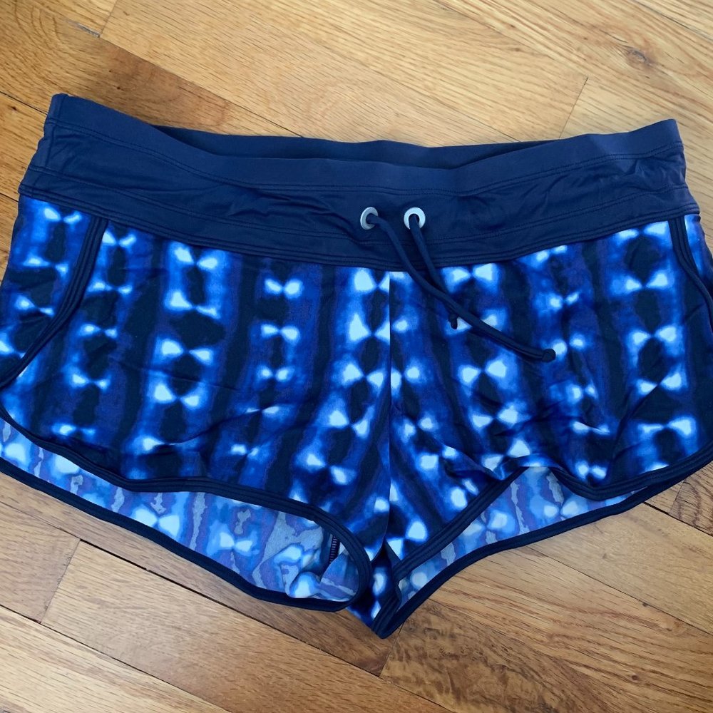 Athleta Swim Shorts Size - Small